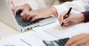 financial document generator